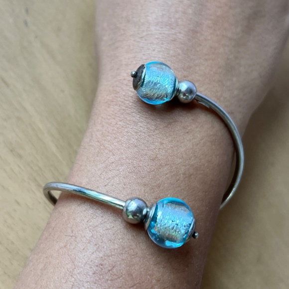 VINTAGE STERLING SILVER COIL WRAP CUFF BRACELET FROSTED AQUA BLUE MURANO GLASS - Picture 5 of 16